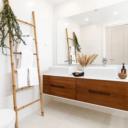 Casa Maragem - T3 Com Jardim E Piscina Privada *