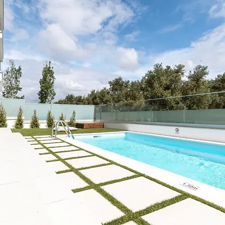 Apartment Casa Maragem - T3 Com Jardim E Piscina Privada *