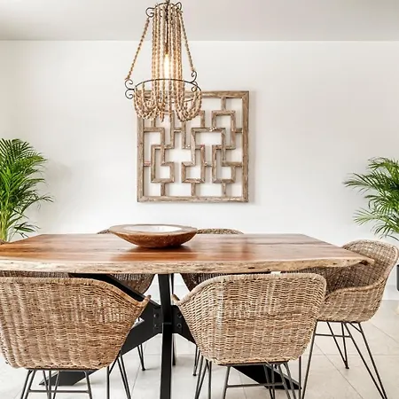 Casa Maragem - T3 Com Jardim E Piscina Privada *