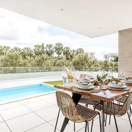 Casa Maragem - T3 Com Jardim E Piscina Privada